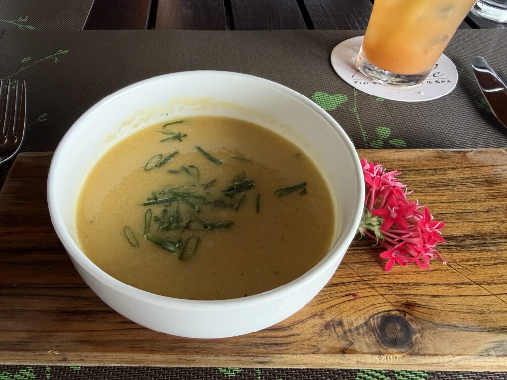 Namale Resort & Spa 3日目(7/25)ランチ スイートコーンスープ